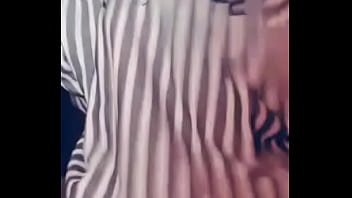 Preview 1 of Masturbation For A Him - Milf bailando muestra las tetas y el co&ntilde_o- Latina baile erotico-Video amateur argentina