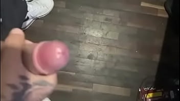 Preview 4 of Show Ass In Yoga - Me masturbo al ver a mi vecina por la ventana