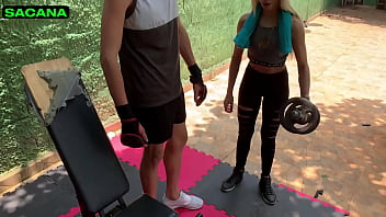 Preview 2 of Rape Sex Videos Dounloud - Durante meu treino de muscula&ccedil_&atilde_o uma loirinha me deu mole...