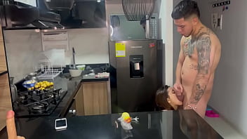 Preview 3 of Bokep Abg Barat Di Bawah Umur - Llegue del entreno y me la culie,  rico culo