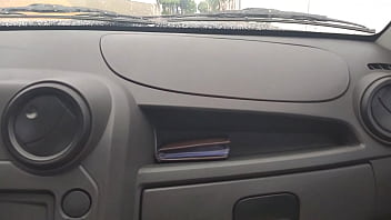 Preview 3 of Xdesivideo S - Olha s&oacute_ o que eu aprontei com o motorista de aplicativo- Adivinha como eu paguei a corrida?