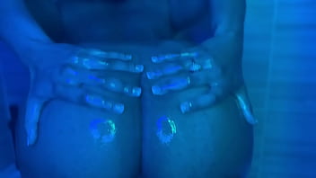Preview 4 of Mom And Son In Law Fuck Movie - Oiling up my ass with lots of oil