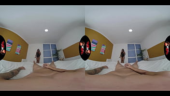 Preview 1 of Reallifecam Vk Alina - VRLatina - Super Hot Colombian VR Experience