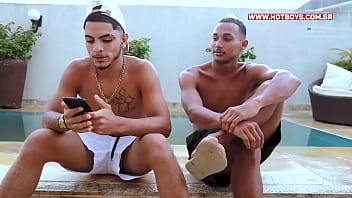 Preview 1 of Pura Desi - Esses passivos se acabaram nas pirocas na suruba l&aacute_ de casa
