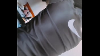 Preview 1 of Je Baise Ma Nice - Ladrona se mete a robar y termina calent&aacute_ndose viendo mi verga