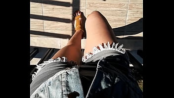 Preview 1 of Xxxi Vebio Hinbe - Pee desperation in jean shorts
