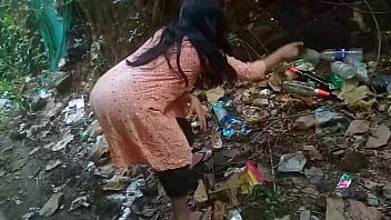 Preview 1 of Lenka Gabarovoka - स्क्रैप लेने आया लड़की को मनी ऑफर करके चुदाई किया !  देसी हिंदी टॉकिंग
