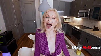 Preview 2 of Nicolo Aniston Manuel Ferara - She Likes Getting Face Fucked - Hyley Winters