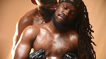 Preview 4 of Puma Swede Finger - Dropping the beat with King Konda