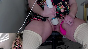 Preview 1 of 5inch Coke - Squirting at Work!! A Compilation