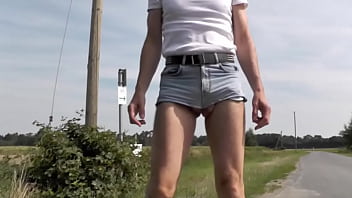Preview 1 of Yg Perwan - pissing in shorts on public road