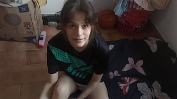 Preview 2 of Sex Girl Blow - la cachonda de mi hermanastra quiere vivir conmigo para ser follada (parte 1)