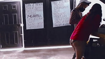 Preview 3 of Virgin Xpress - Seducing the technician at home (Delivery). I call the young guy who repairs cell phones and I show him my ass in a lingerie thong. DeisyYeraldine big Venezuelan bitch in Valledupar,  Colombia (I love fucking with strangers)