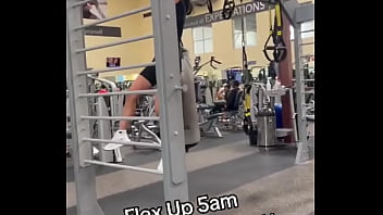 Preview 4 of Dani Daniels Daily Bush - Flex  Up 5am! Swinging Around!Gym time!