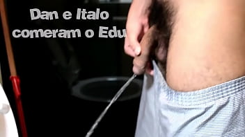 Preview 1 of 1 Man Tow Women Fuck - EU E MEU AMIGO FODENDO JUNTOS