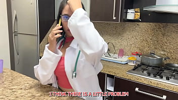 Preview 1 of Bokep Buka Perawan Jepang - Terapia de Madrastra Epi 8 Le Di Una Pastilla a Mi Hijastro y Aparece con una Ereccion Tiene la Polla mas Grande que la de mi Esposo me Pide que lo Ayude