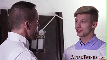 Preview 1 of Kiss Grey Porn Vidoy Xxx - Gay twink gets ass rimmed and fucked
