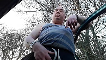 Preview 1 of Hotalichaa Video - Maitre Pascal foot fetish en branle &agrave_ c&ocirc_t&eacute_ de sa caisse !