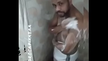 Preview 1 of Har Getting - Tomando banho pra ir visita meu amigo