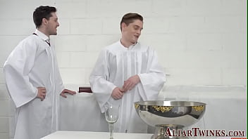 Preview 1 of Pipit Panjang - Catholic teen sucking cock