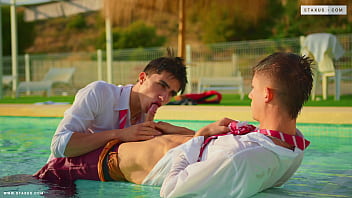 Preview 3 of Face Sitting Cums Eating - STAXUS INTERNATIONAL SEASON 2 : THE POOL SCENE- ⭐️⭐️⭐️⭐️⭐️