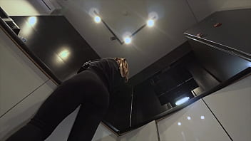 Preview 2 of Ratu Xxxcom - Russian mature loves anal sex in the morning. Homemade Porn