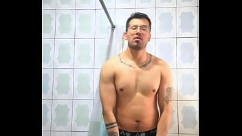 Preview 1 of New Bf New Full Hd - Macho chacal llega del gym y saca su vergota gruesa y se la jala
