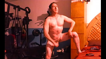Preview 4 of Xxx Hd Party Sex - Sensual striptease bailando y masturb&aacute_ndome hasta eyacular.