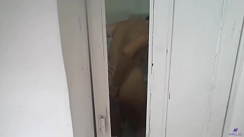 Preview 2 of Boobs Sucking Nd Pussy Eating - OBSERVO A MI CU&Ntilde_ADA MIENTRAS SE DUCHA Y LUEGO LE QUITO LA CALENTURA