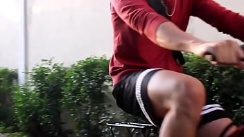 Preview 1 of Tube Vikky - CICLISTA DOTADO FODEU SKATISTA