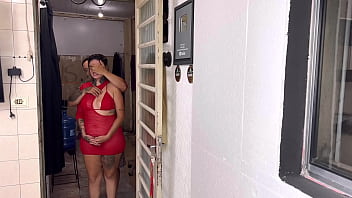 Preview 2 of Aneska Dette Xxx - O corno me fez uma surpresa com o cadeirante do tiktok olha sobre rodas ! Pramim sentar gostoso em um homem depois de anos uma pica nova!