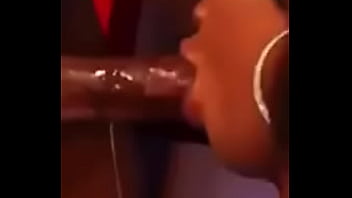 Preview 2 of Prima Villera - Deep throat Queen