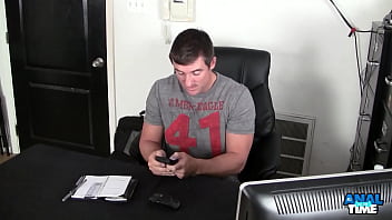 Preview 1 of Bowliwood Pore - Brees Kelly&#039_s Ass Cheeks And Butthole Got Covered With Huge Amount Of Jizz!