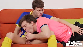 Preview 1 of Zmov Horny - SOUTHERNSTROKES Twink Josh Cavalin Barebacked By Ollie Barn