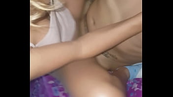 Preview 4 of Xlokal Sex Video Com - jovencita de 18 viene a follar al salir del trabajo