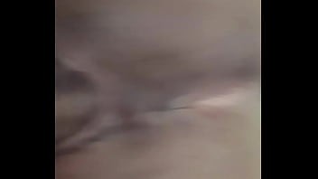 Preview 4 of Ai Mom - Morena rabuda sentando e gozando