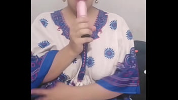 Preview 3 of Gai Tusuong - Linda chica se masturba y nos muestra toda su belleza femenina