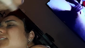 Preview 4 of Havi Xxx Video Hd - mi marido masturb&aacute_ndose por zoom con su ex mientras yo duermo me deja la cara llena de leche