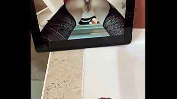 Preview 2 of Ass Prekje - Grosse &eacute_jaculation !