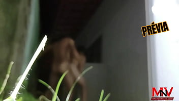 Preview 3 of Www Xxlx 13 Year - Na madruga com vigilante no sitio - previa