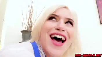 Preview 3 of Stupid Fase - Blonde Kiara Blowjob,  Fuck,  Facial0.mp4