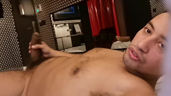 Preview 2 of Mia Khlia - CHEIO DE VONTADE DE METER MINHA PICA GROSSA NA BUCETINHA DA TUA MULHER MEU CORNINHO!