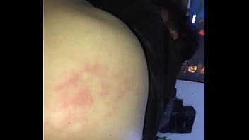 Preview 2 of Miss Alice Webcam Getig Fucked6 - Me como la verga de mi amigo maduro a centones  y me rompe el culo a nalgadas  ?