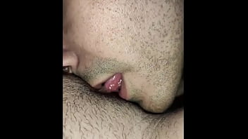 Preview 1 of Hot Cum Crew - CHUPOU MINHA BUCETA E ME DEIXOU BEM MOLHADINHA