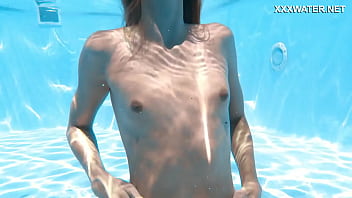 Preview 4 of China Vidoxxx - Russian baddy Ivi Rein gets horny underwater