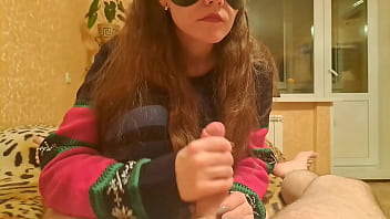 Preview 3 of Sex In Gymcr - ivypoisonsex does handjob on a Сhristmas (Сhristmas pleasure)
