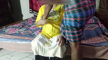 Preview 1 of Famous Pool - Bengali Bhabhi Enjoy when her Husband go out