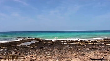 Preview 1 of X Vidio Dawonlod - SexyDea Squirting in the Sun: A Sexy Beach Day
