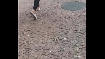 Preview 3 of Sex Tuaxxx - Magrinha gostosa na rua do centro