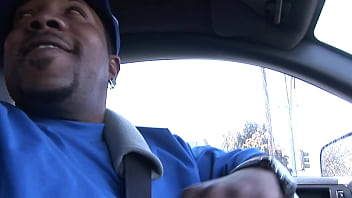 Preview 1 of Close Up Of Animal Sex - Kleine Brunette will den dicksten Dick